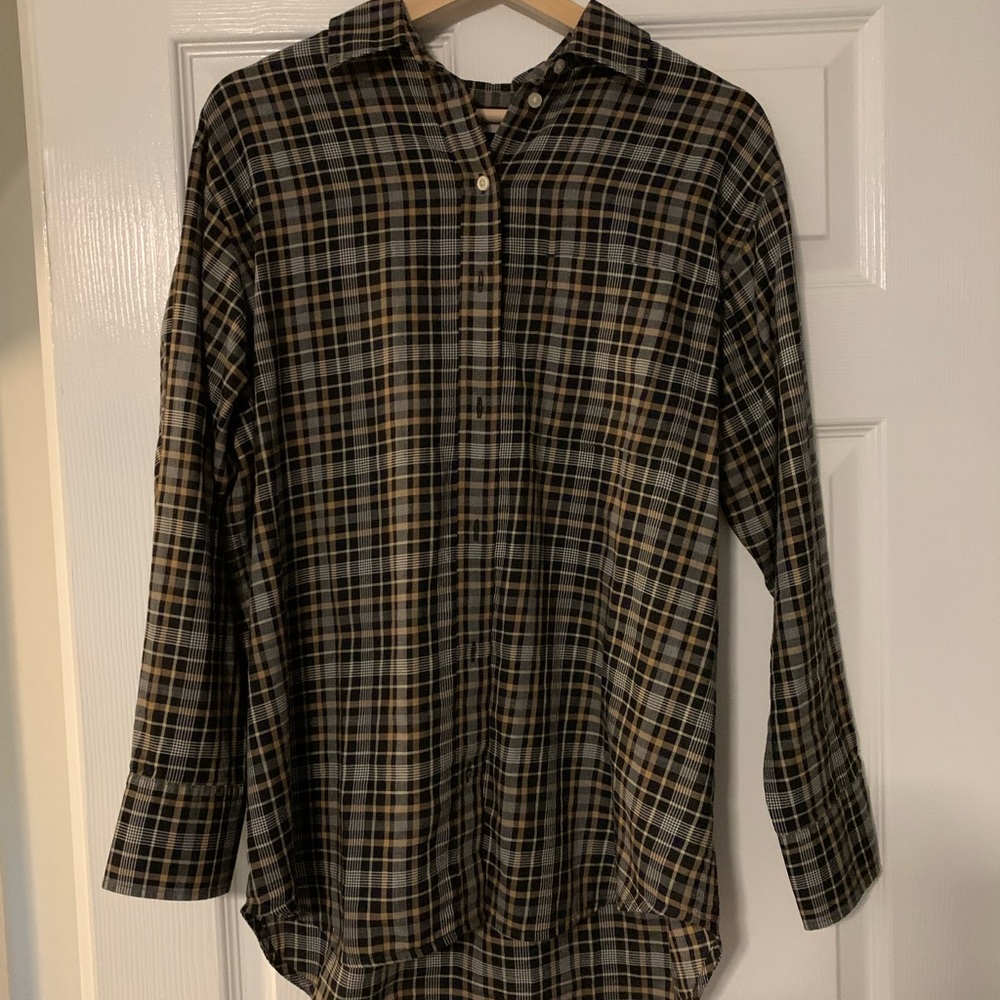 Everlane Button Down - oversized, soft
